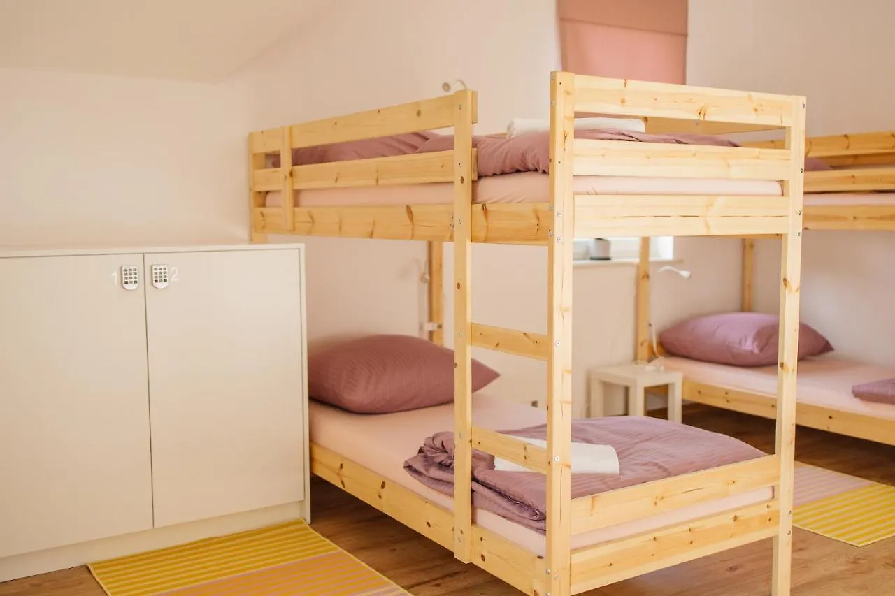 Girls Willa Kraków Hostel
